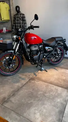 ROYAL ENFIELD METEOR 350 FIREBALL 