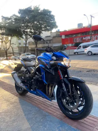 SUZUKI GSX-S750A 