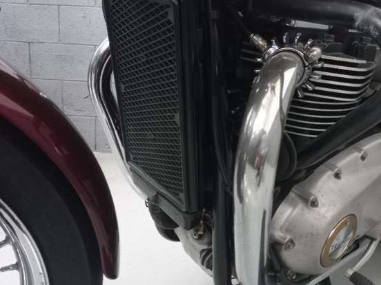 TRIUMPH-BONNEVILLE T120 1200 TRIUMPH-BONNEVILLE T120 1200-2016