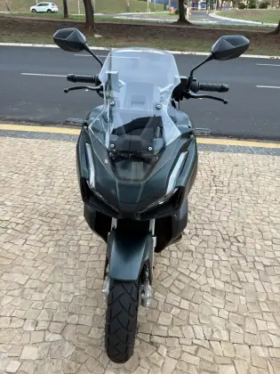 HONDA ADV 