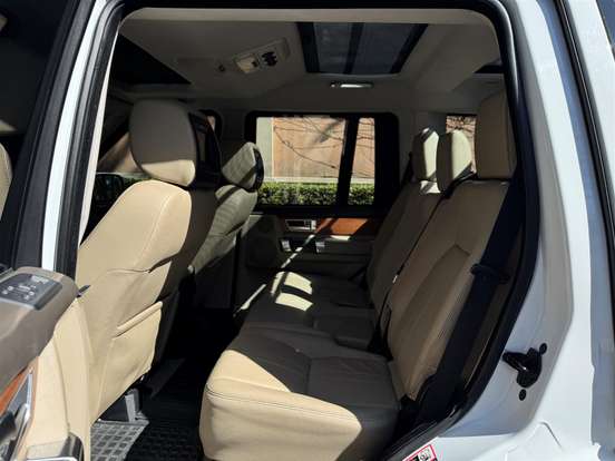 LAND ROVER-DISCOVERY 4-2011