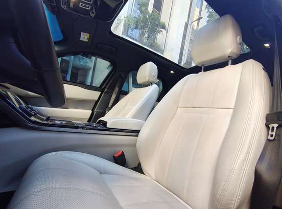 LAND ROVER-RANGE ROVER VELAR-2018