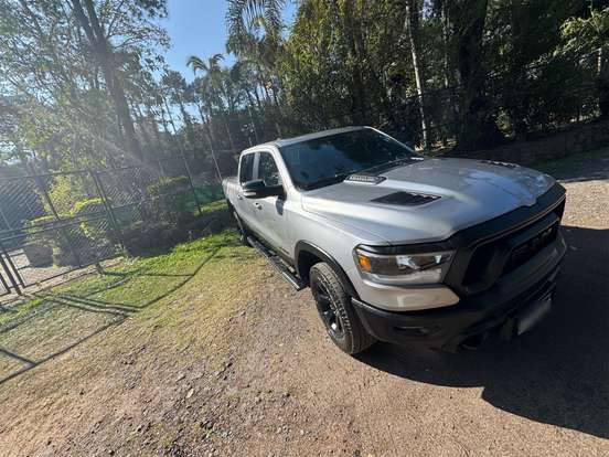 RAM-1500-5.7 V8 GASOLINA REBEL CD 4X4 AUTOMÁTICO RAM-1500-2022