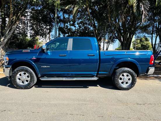 RAM-2500-6.7 I6 TURBO DIESEL LARAMIE CD 4X4 AUTOMÁTICO RAM-2500-2020