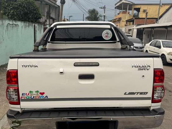 TOYOTA-HILUX-3.0 SRV LIMITED EDITION 4X4 CD 16V TURBO INTERCOOLER DIESEL 4P AUTOMÁTICO TOYOTA-HILUX-2015