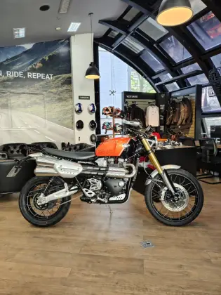 TRIUMPH SCRAMBLER 1200 XE 
