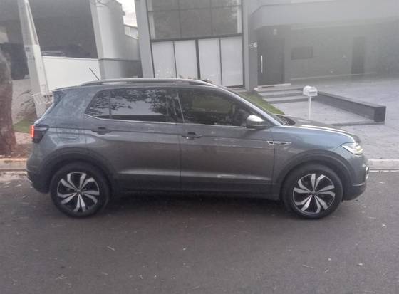 VOLKSWAGEN T-CROSS 1.4 250 TSI TOTAL FLEX HIGHLINE AUTOMÁTICO