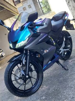 YAMAHA YZF R15 