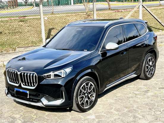 BMW-X1-2024