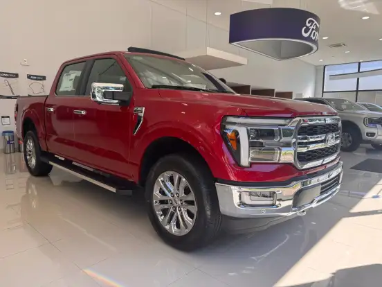 FORD-F-150-5.0 V8 GASOLINA CD LARIAT FX4 AUTOMÁTICO FORD-F-150-2024