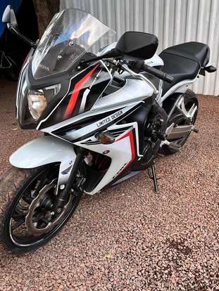 HONDA-CBR 650F-2015