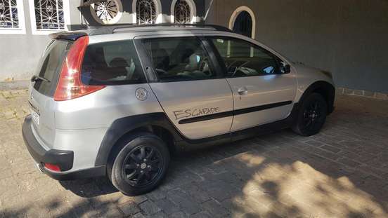 PEUGEOT-207-2009