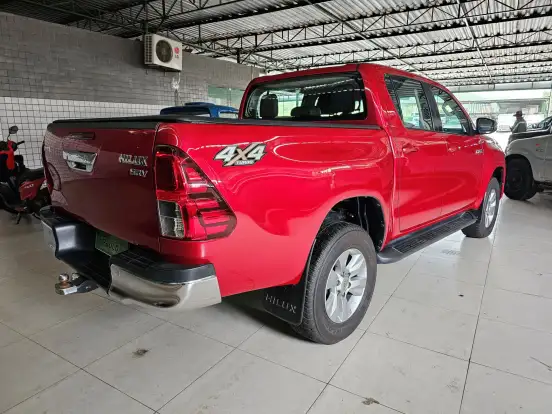 TOYOTA-HILUX-2.8 SRV 4X4 CD 16V DIESEL 4P AUTOMÁTICO TOYOTA-HILUX-2018