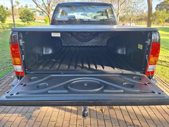 TOYOTA-HILUX-3.0 SRV 4X4 CD 16V TURBO INTERCOOLER DIESEL 4P AUTOMÁTICO TOYOTA-HILUX-2011