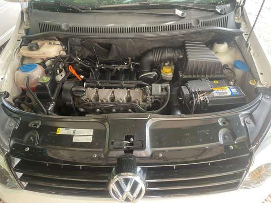 VOLKSWAGEN-FOX-1.6 MI PRIME 8V FLEX 4P MANUAL VOLKSWAGEN-FOX-2012