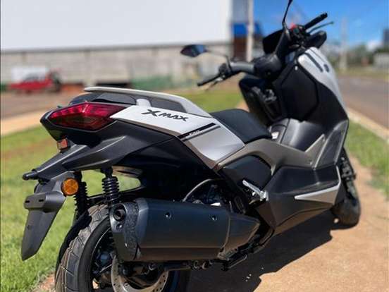 YAMAHA-XMAX 250 CONNECTED ABS YAMAHA-XMAX 250 CONNECTED ABS-2025