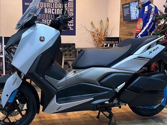 YAMAHA-XMAX 250 CONNECTED ABS-2025