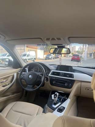 BMW-320i-2013