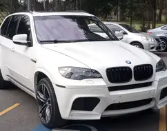 BMW X5 4.4 M V8 32V BI-TURBO GASOLINA 4P AUTOMATICO BMW X5 4.4 M V8 32V BI-TURBO GASOLINA 4P AUTOMATICO