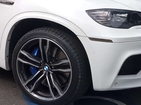 BMW-X5-4.4 M V8 32V BI-TURBO GASOLINA 4P AUTOMATICO BMW-X5-2010