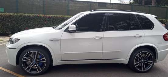 BMW-X5-2010