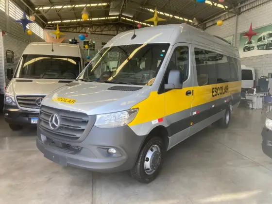MERCEDES-BENZ SPRINTER 2.0 CDI DIESEL FURGÃO 517 TA EXTRA LONGO MANUAL