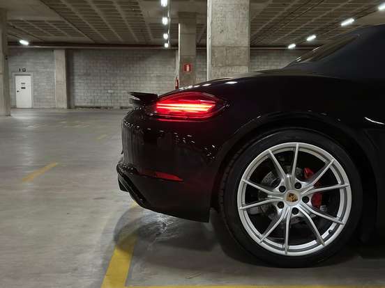 PORSCHE-718-2019