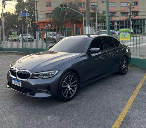BMW-320i-2019
