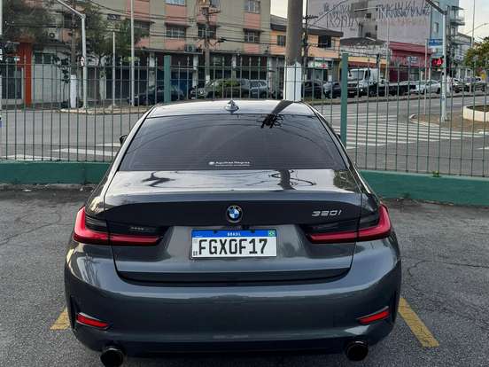 BMW-320i-2.0 16V TURBO GASOLINA SPORT AUTOMÁTICO BMW-320i-2019