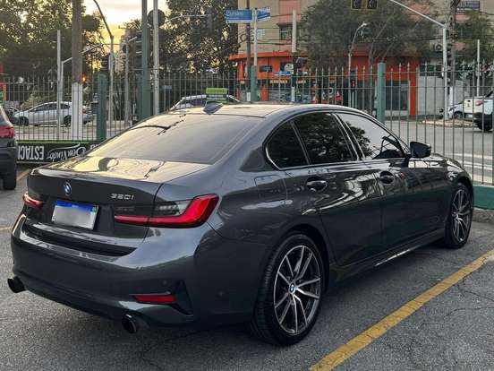BMW-320i-2.0 16V TURBO GASOLINA SPORT AUTOMÁTICO BMW-320i-2019