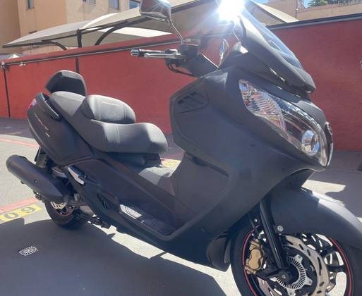 DAFRA MAXSYM 400i 