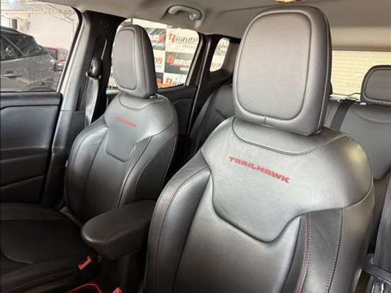 JEEP-RENEGADE-2.0 16V TURBO DIESEL TRAILHAWK 4P 4X4 AUTOMÁTICO JEEP-RENEGADE-2018
