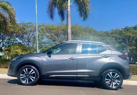 NISSAN-KICKS-2023