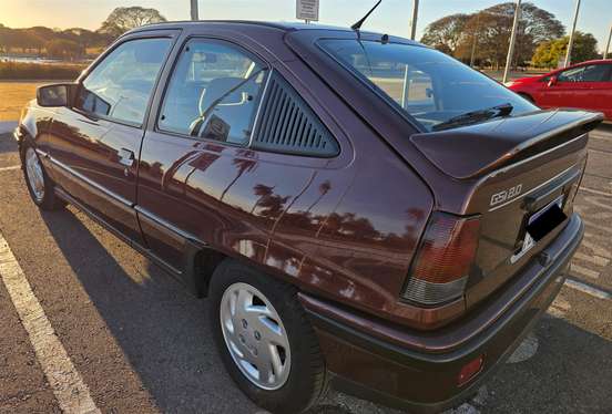 CHEVROLET-KADETT-2.0 MPFI GSI 8V GASOLINA 2P MANUAL CHEVROLET-KADETT-1992