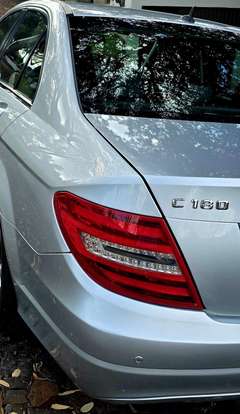 MERCEDES-BENZ-C 180-2011