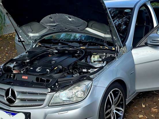 MERCEDES-BENZ-C 180-1.8 CGI CLASSIC 16V TURBO GASOLINA 4P AUTOMÁTICO MERCEDES-BENZ-C 180-2011