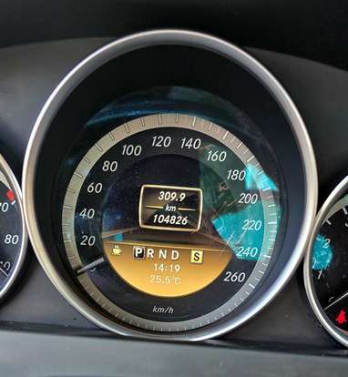 MERCEDES-BENZ-C 180-2011