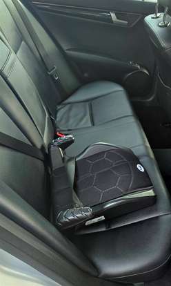 MERCEDES-BENZ-C 180-2011