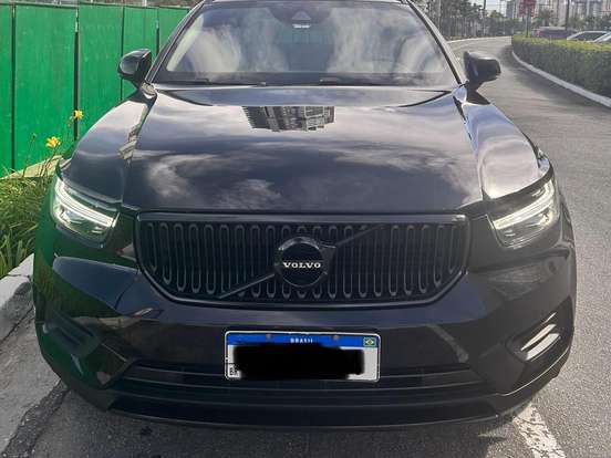VOLVO-XC40-2.0 T5 GASOLINA MOMENTUM AWD GEARTRONIC VOLVO-XC40-2019