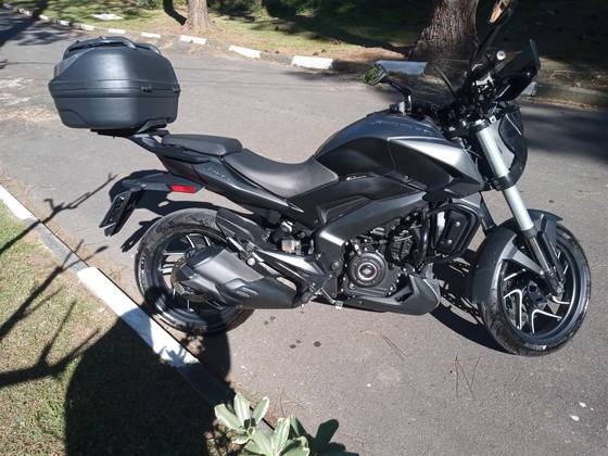 BAJAJ DOMINAR 400 