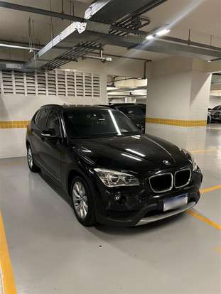 BMW-X1-2013
