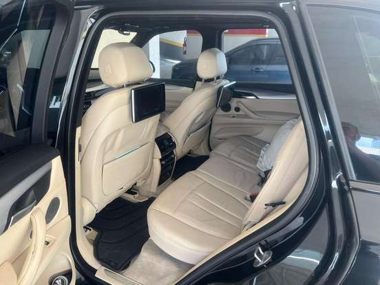 BMW-X5-3.0 FULL 4X4 35I 6 CILINDROS 24V GASOLINA 4P AUTOMÁTICO BMW-X5-2014