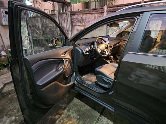 CHEVROLET-TRACKER-2024