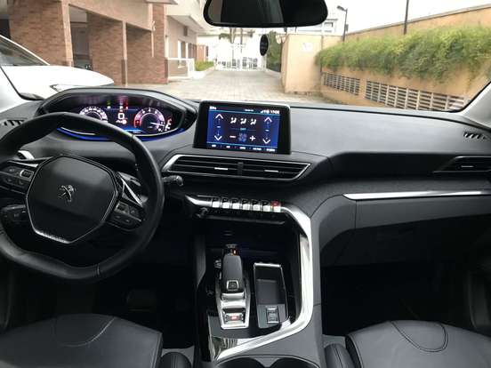 PEUGEOT-3008-1.6 16V THP GASOLINA GRIFFE AUTOMÁTICO PEUGEOT-3008-2022