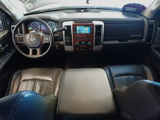 RAM-2500-6.7 LARAMIE 4X4 CD I6 TURBO DIESEL 4P AUTOMÁTICO RAM-2500-2012