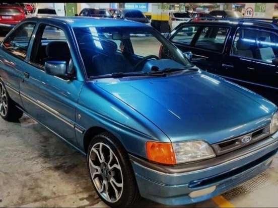 FORD-ESCORT-1.8 GHIA 8V GASOLINA 2P MANUAL FORD-ESCORT-1994