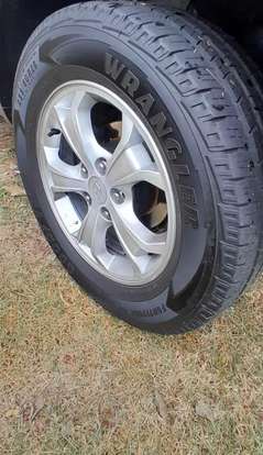 HYUNDAI-TUCSON-2012