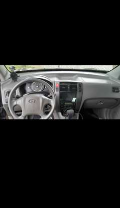 HYUNDAI-TUCSON-2012