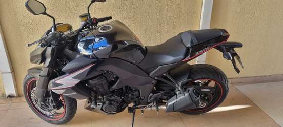 KAWASAKI-Z1000 KAWASAKI-Z1000-2011
