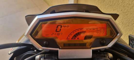 KAWASAKI-Z1000 KAWASAKI-Z1000-2011